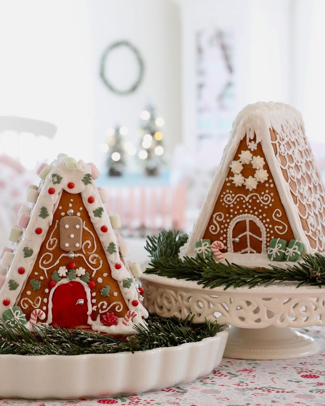 30 Cute and Easy Gingerbread House Ideas