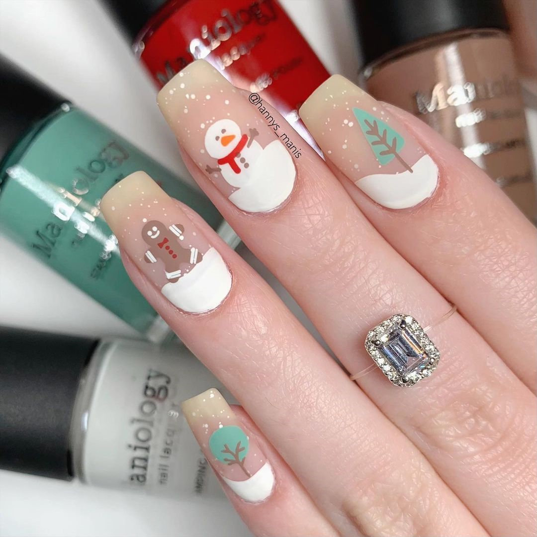 35 Best New Year's Nails Ideas and Designs to Try for 2023