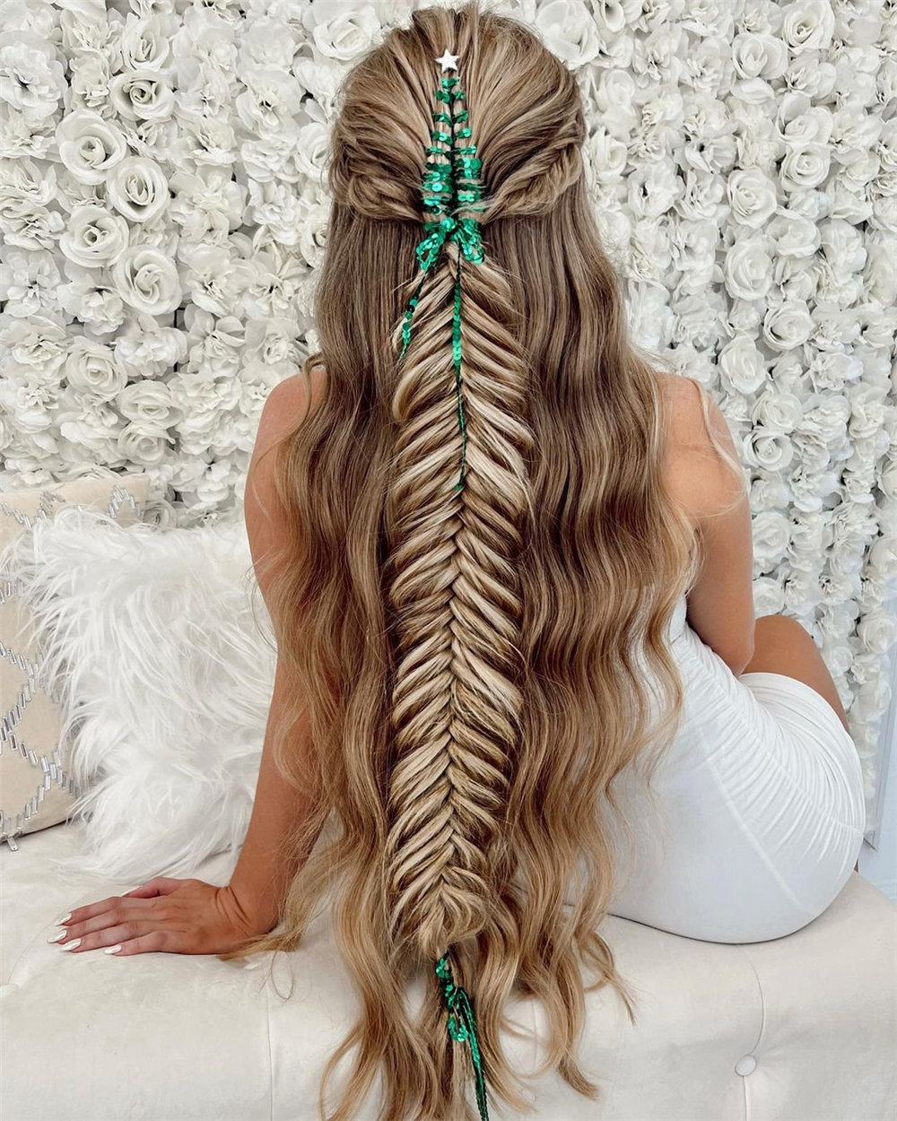 30 Christmas Hairstyle Ideas to Inspire You Holiday Season - Flymeso Blog