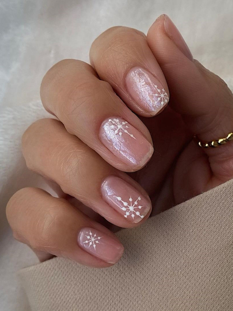 45 Trendy Winter Nail Designs You Need To Try Out This Season