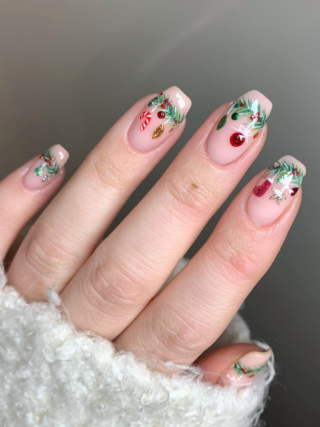 45 Trendy Winter Nail Designs You Need To Try Out This Season