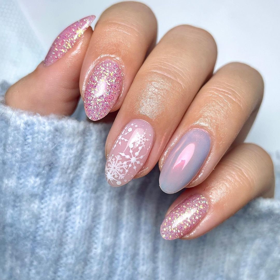 45 Trendy Winter Nail Designs You Need To Try Out This Season