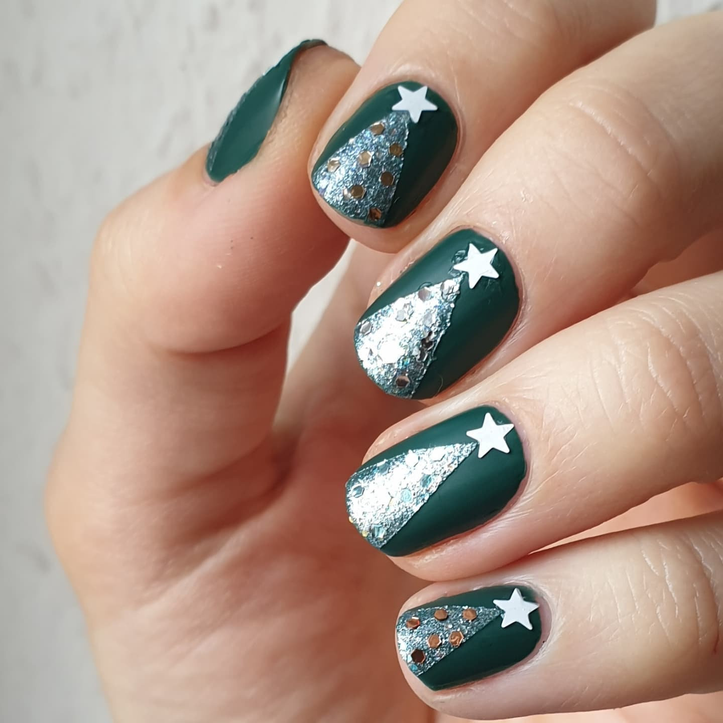 Christmas Tree Nails