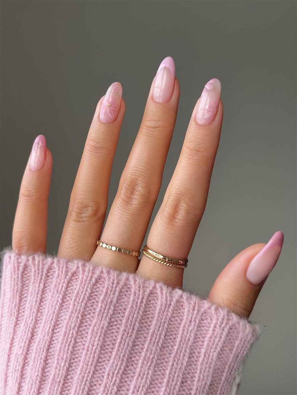 cute and simple Spring nail art ideas and designs, Spring Nails, spring nails acrylic, Simple Spring Nails, short nails, #springnails #nailart #manicure #naildesigns