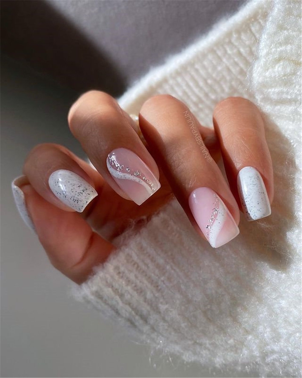 cute and simple Spring nail art ideas and designs, Spring Nails, spring nails acrylic, Simple Spring Nails, short nails, #springnails #nailart #manicure #naildesigns