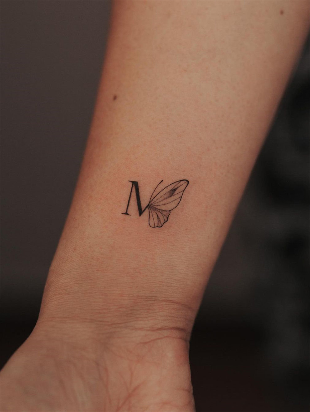 30 Simple and Small Tattoos Ideas for Women