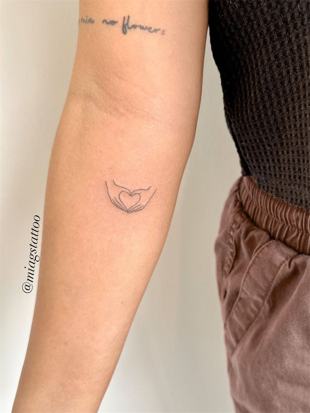 small tattoo for women, small tattoos with meaning, simple small tattoos for women, cute small tattoo ideas, #smalltattoos simpletattoos #tattoosforwomen