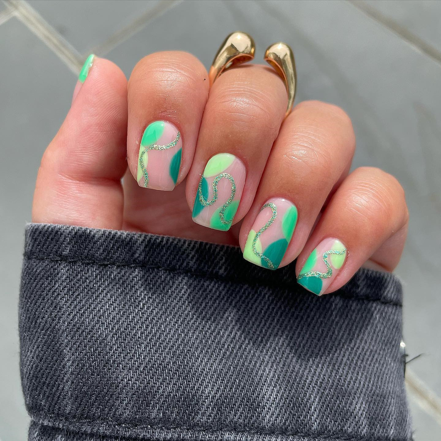 Green nail designs, green nails for the Spring, simple green nails ideas, short square green nails ideas