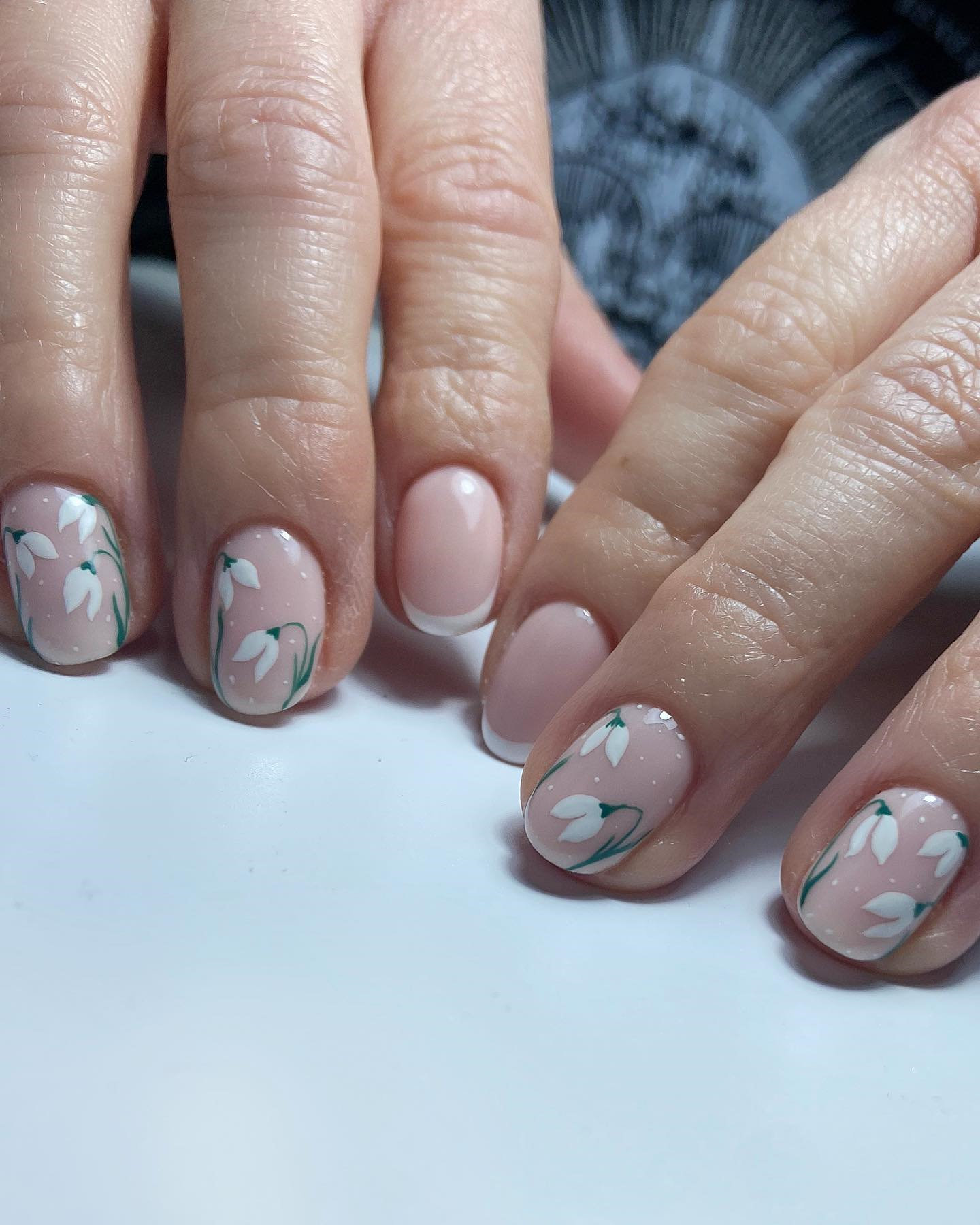 simple spring nails, cute spring nail art, spring nails 2023 gel, spring nails 2023 acrylic