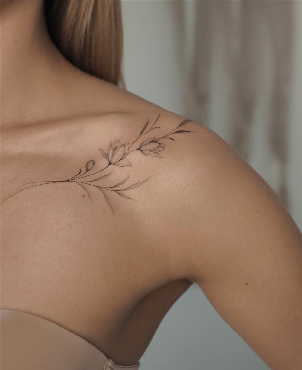 Fine Line Tattoos