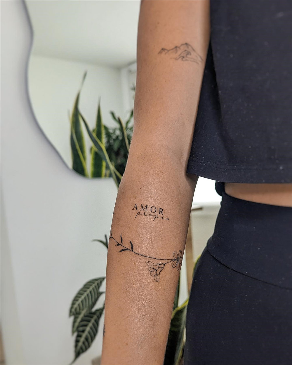 simple and small tattoos