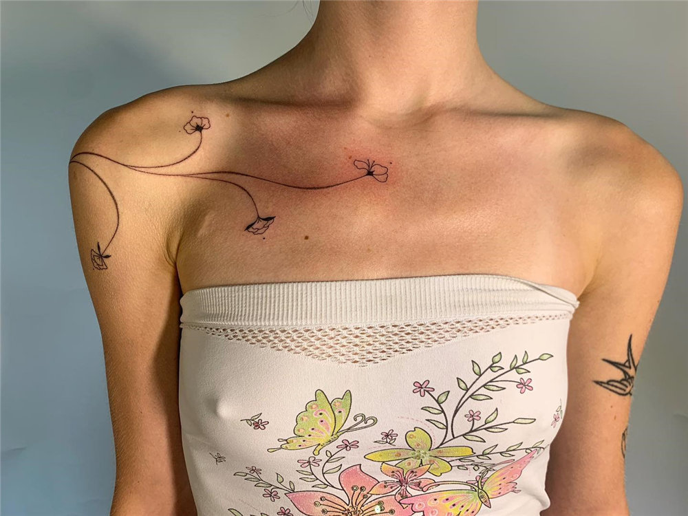 simple and small tattoos