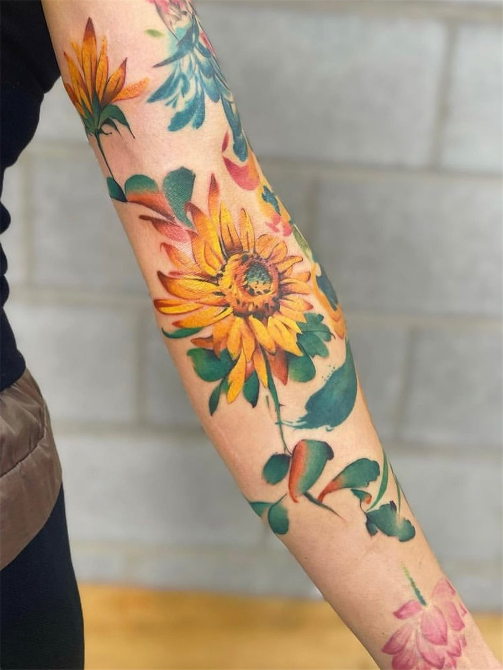 40 Gorgeous Watercolor Tattoo Ideas for Women