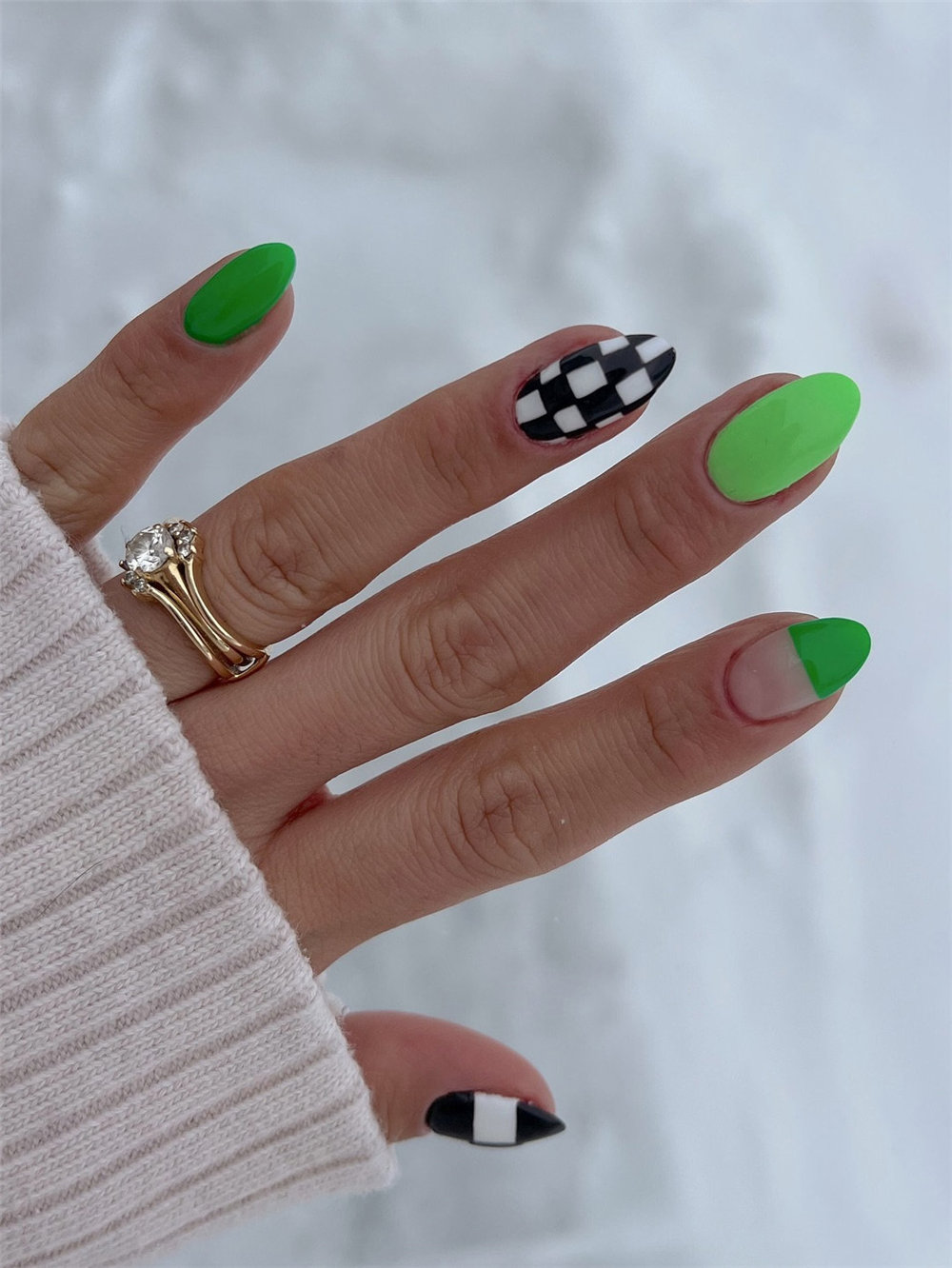 green nail designs