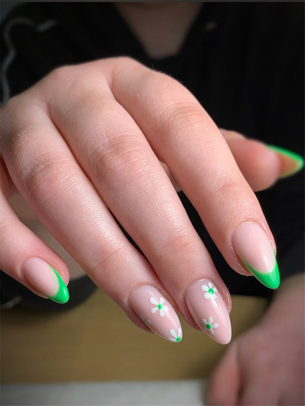 green nail designs