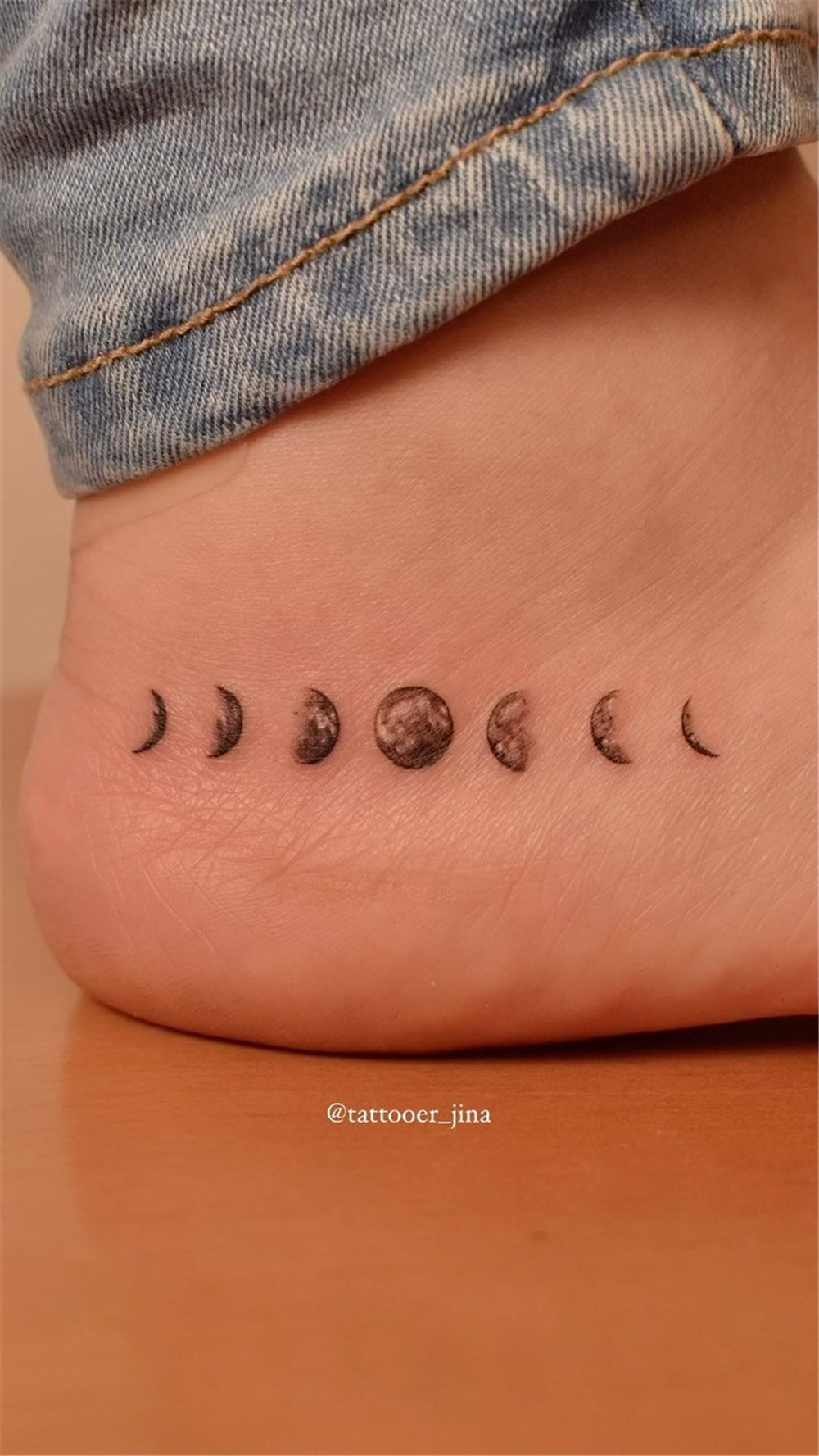 Simple Tattoo Ideas for Female