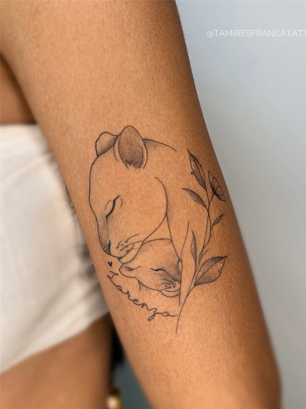 Simple Tattoo Ideas for Female