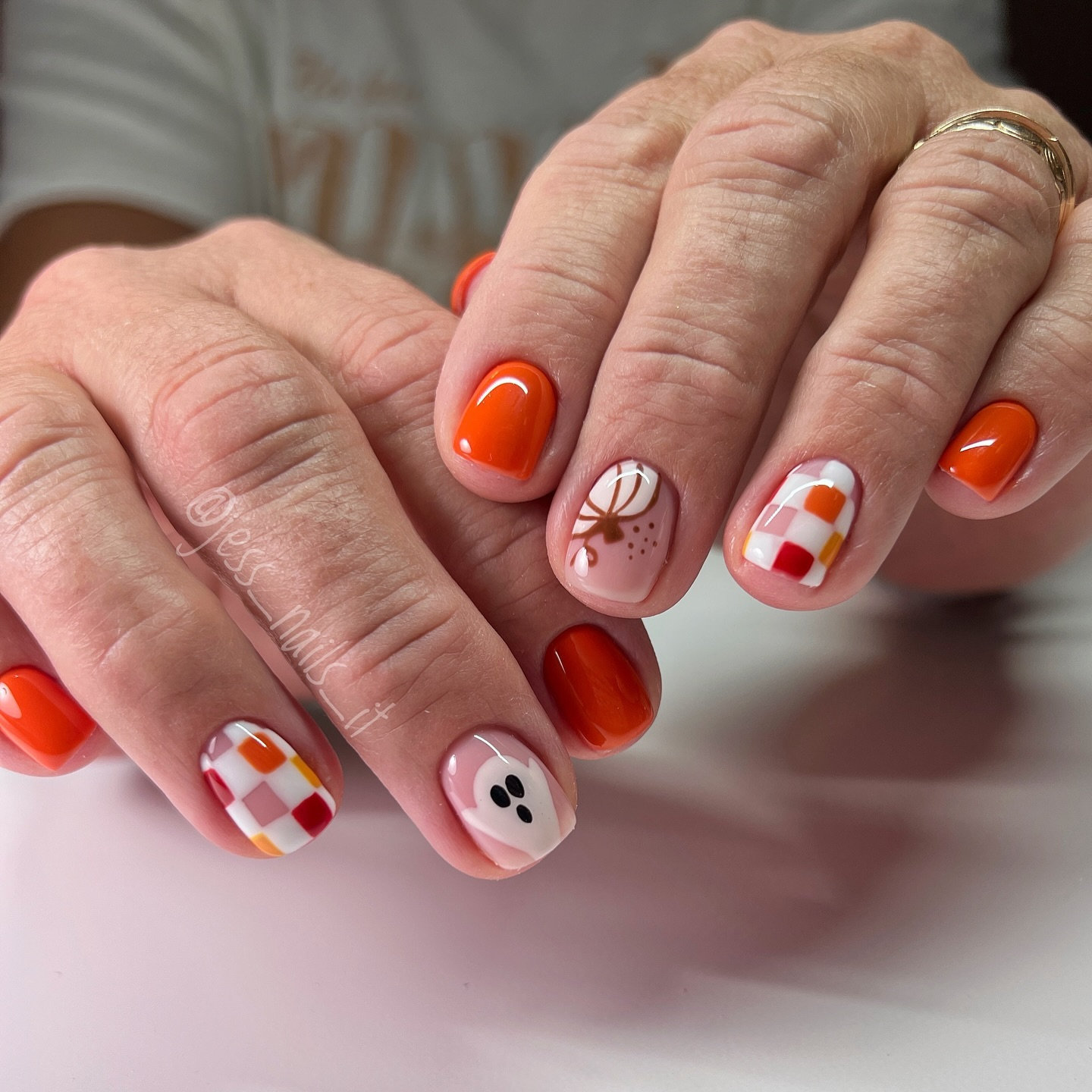 Cute Pumpkin Nails