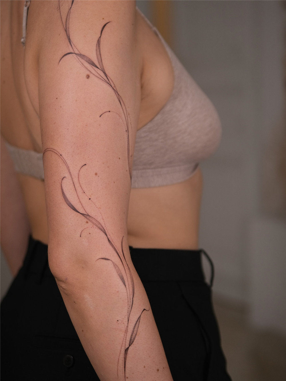 60+ Fine Line Tattoos with Meaning for Women | Simple & Small Tattoo Ideas