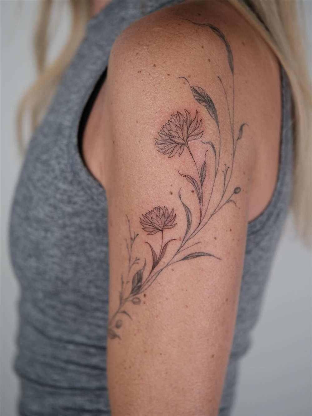 60+ Fine Line Tattoos with Meaning for Women | Simple & Small Tattoo Ideas
