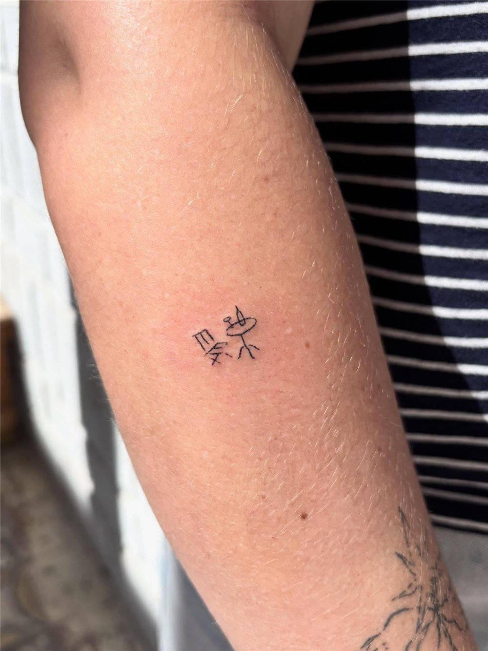 60+ Fine Line Tattoos with Meaning for Women | Simple & Small Tattoo Ideas