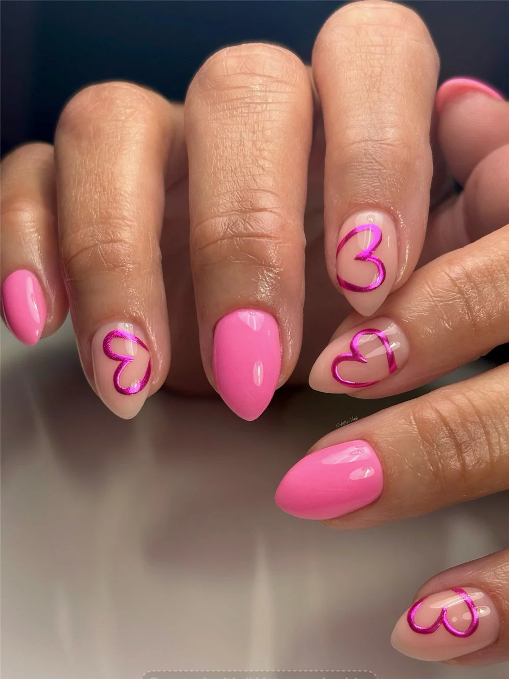 30+ Cute and Sweet Valentine’s Day Nail Designs