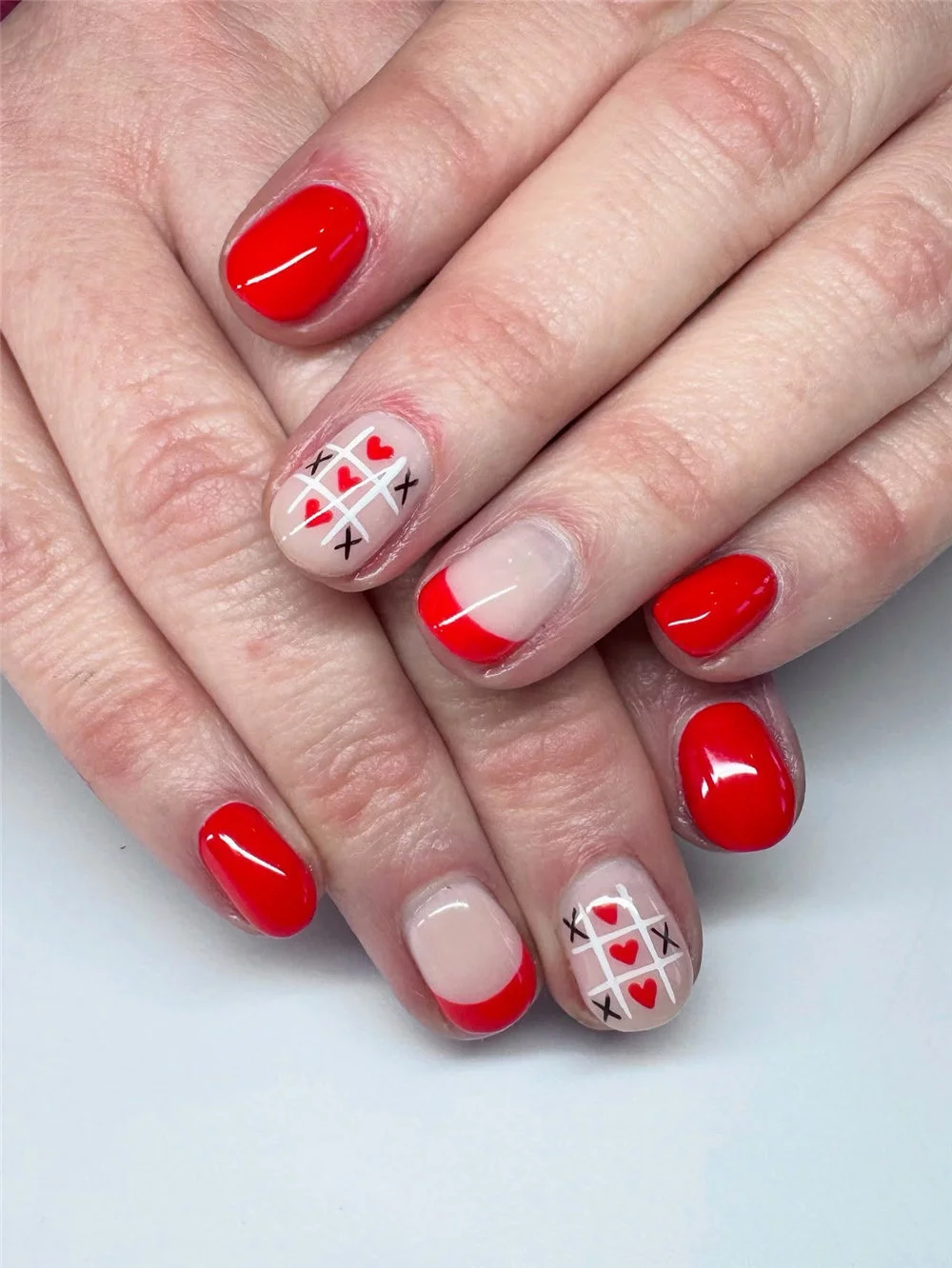 30+ Cute and Sweet Valentine’s Day Nail Designs