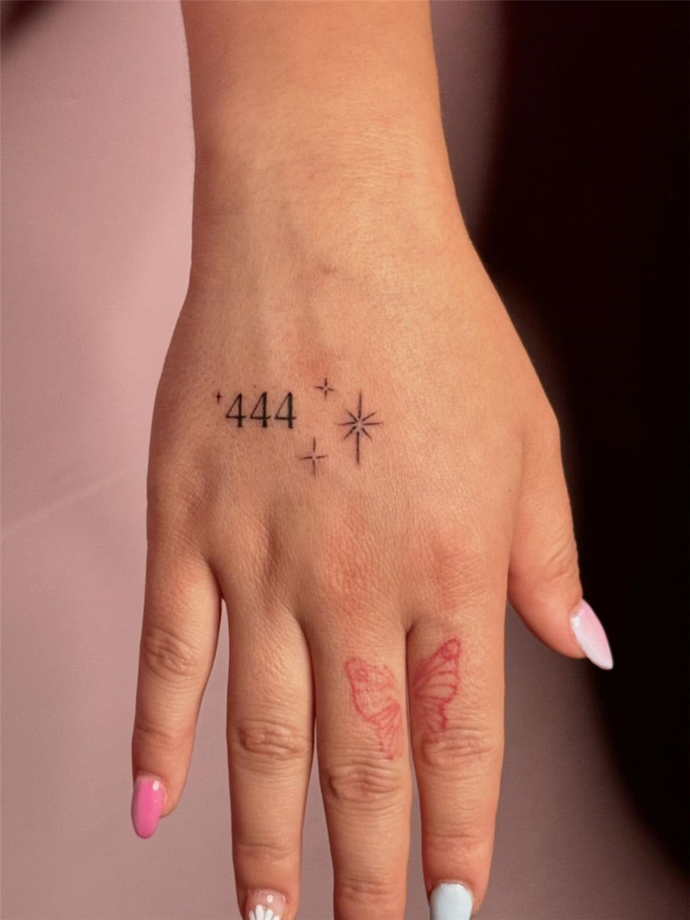 30+ Simple Fine Line Tattoo Ideas for Female