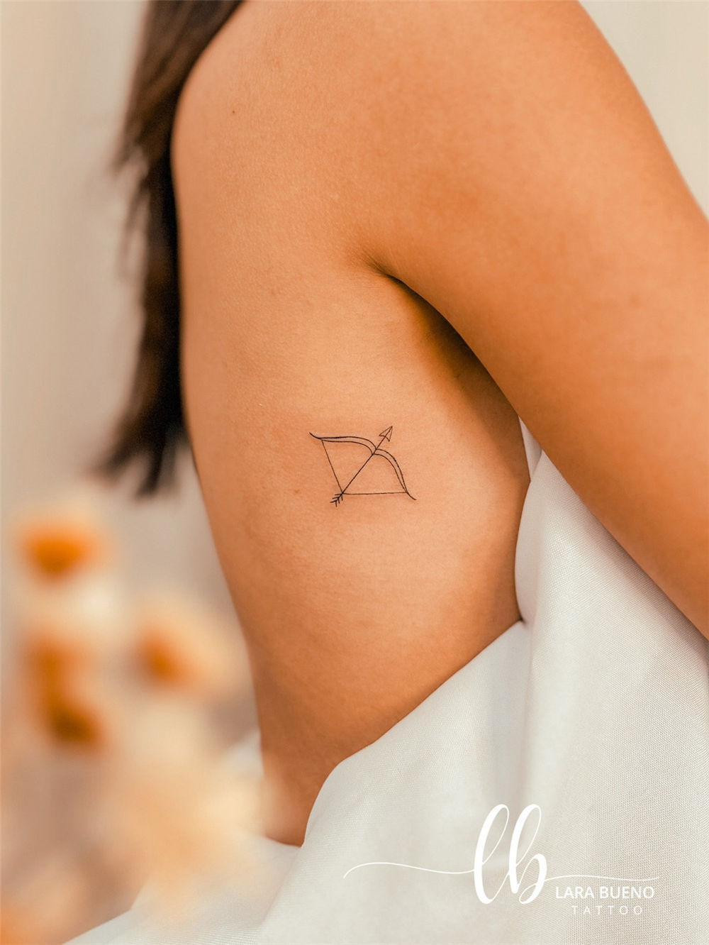 30+ Simple Fine Line Tattoo Ideas for Female