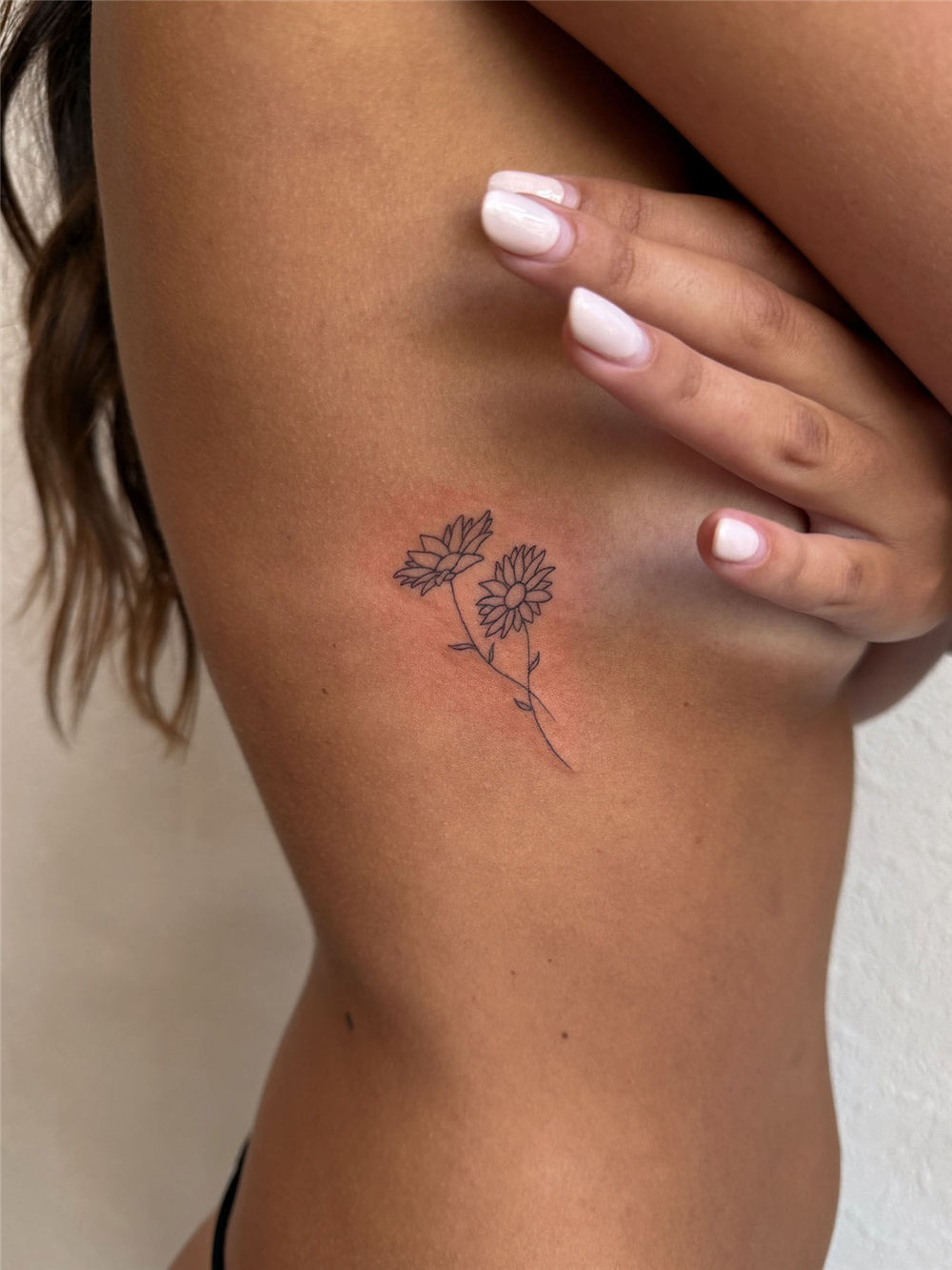 30+ Simple Fine Line Tattoo Ideas for Female