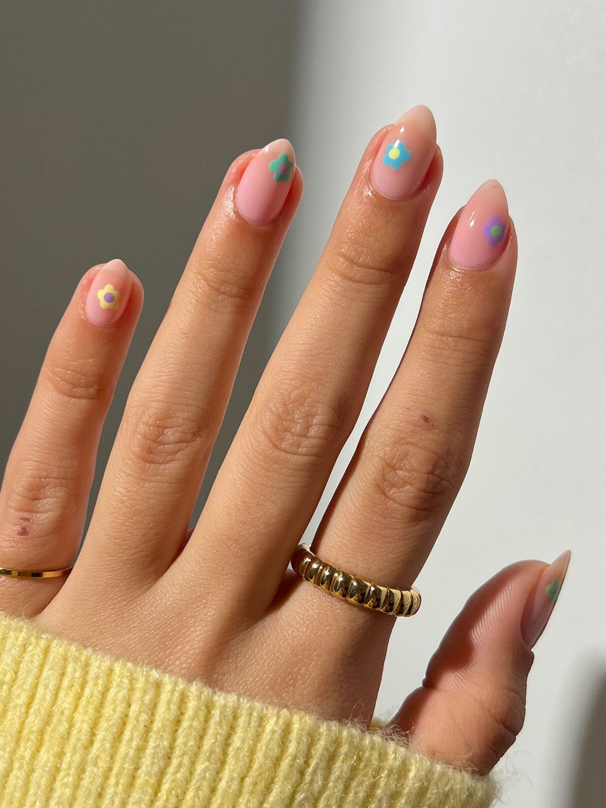 30+ Bright Summer Nail Ideas for the Ultimate Glow Up