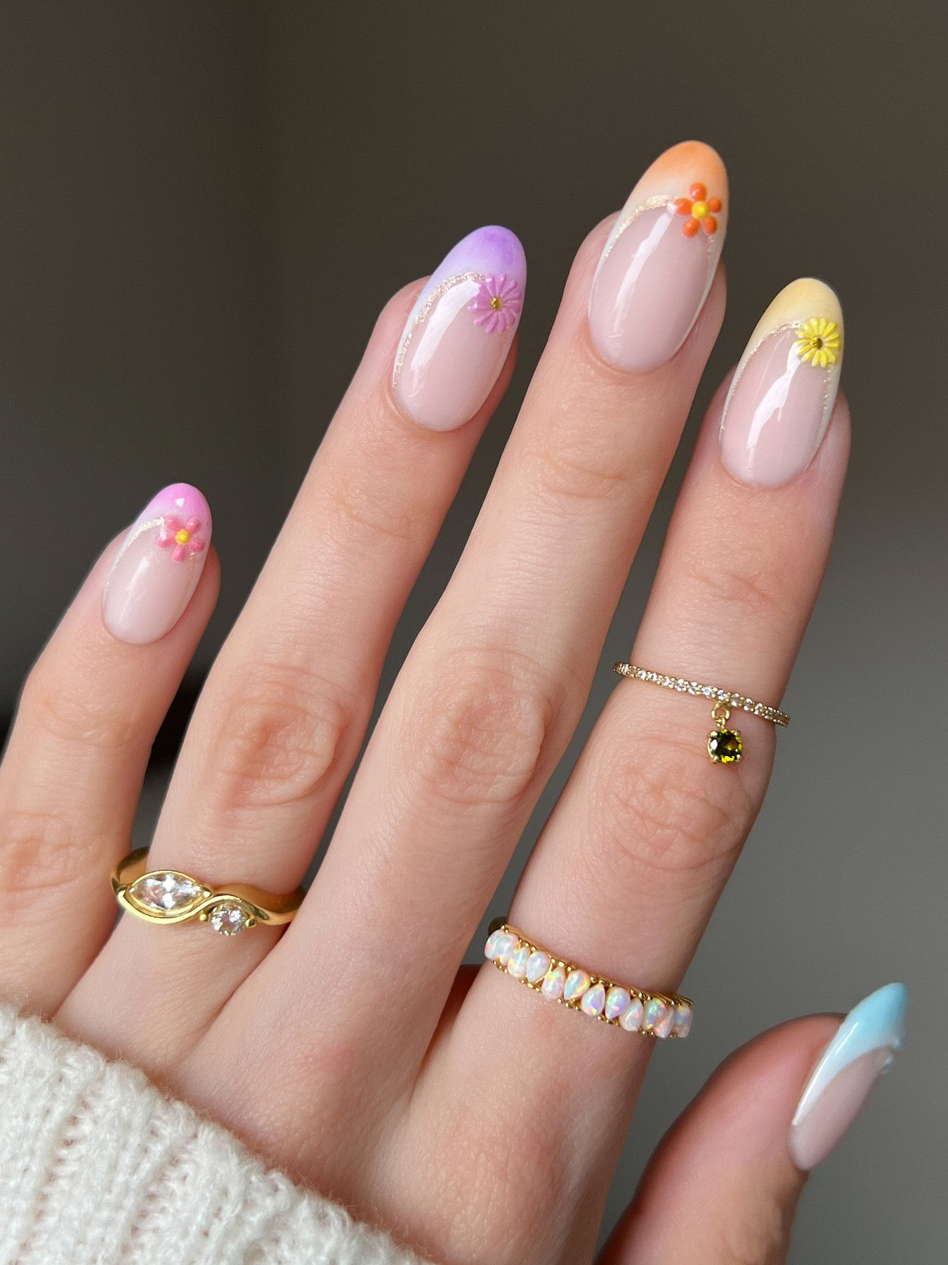 30+ Bright Summer Nail Ideas for the Ultimate Glow Up