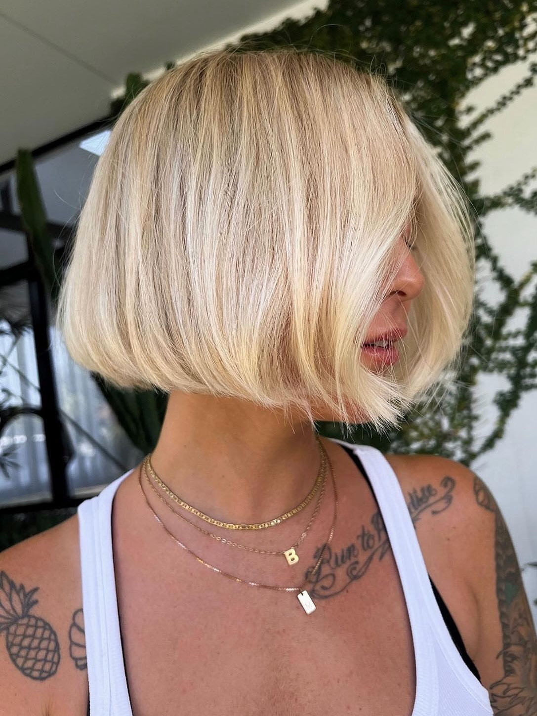 24 Trendy Short Hairstyles for Summer 2025