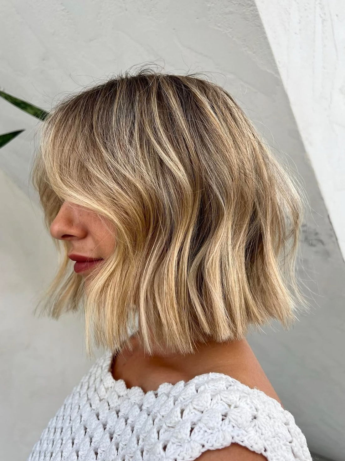 24 Trendy Short Hairstyles for Summer 2025