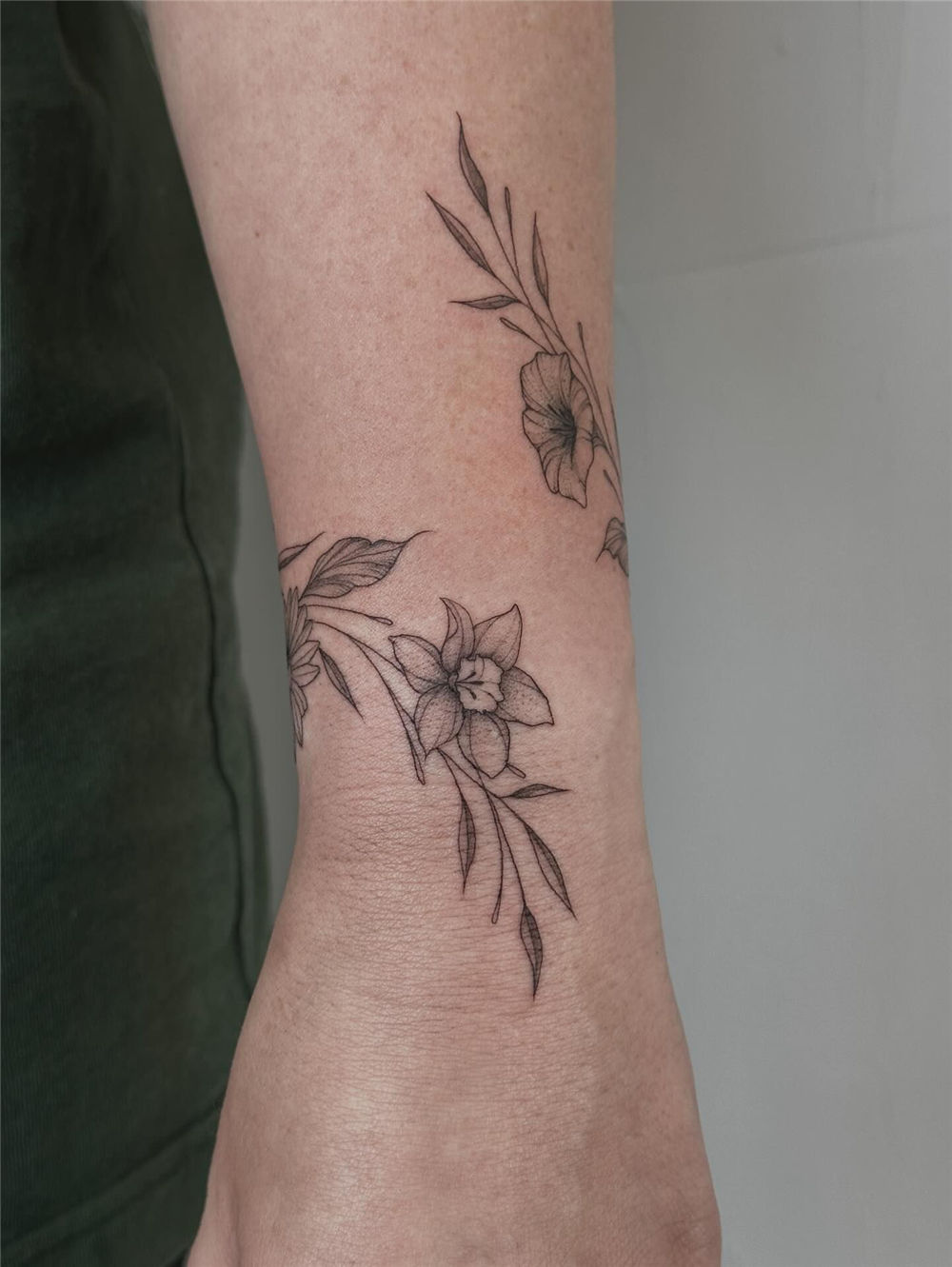 50+ Minimalist Tattoos for Girl with Meaning