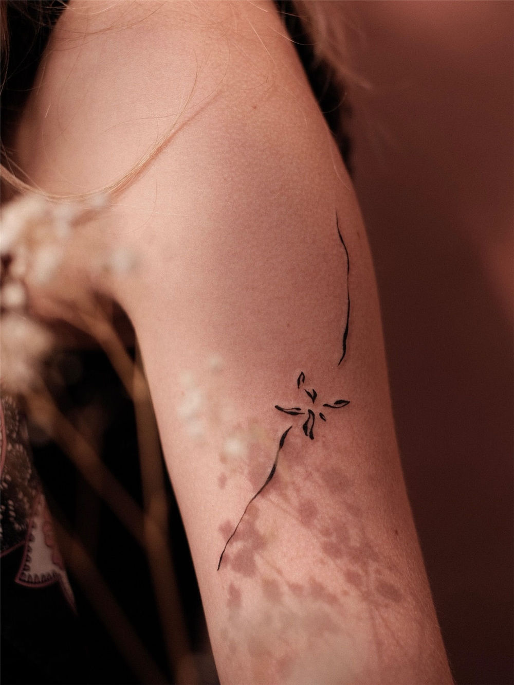 50+ Minimalist Tattoos for Girl with Meaning
