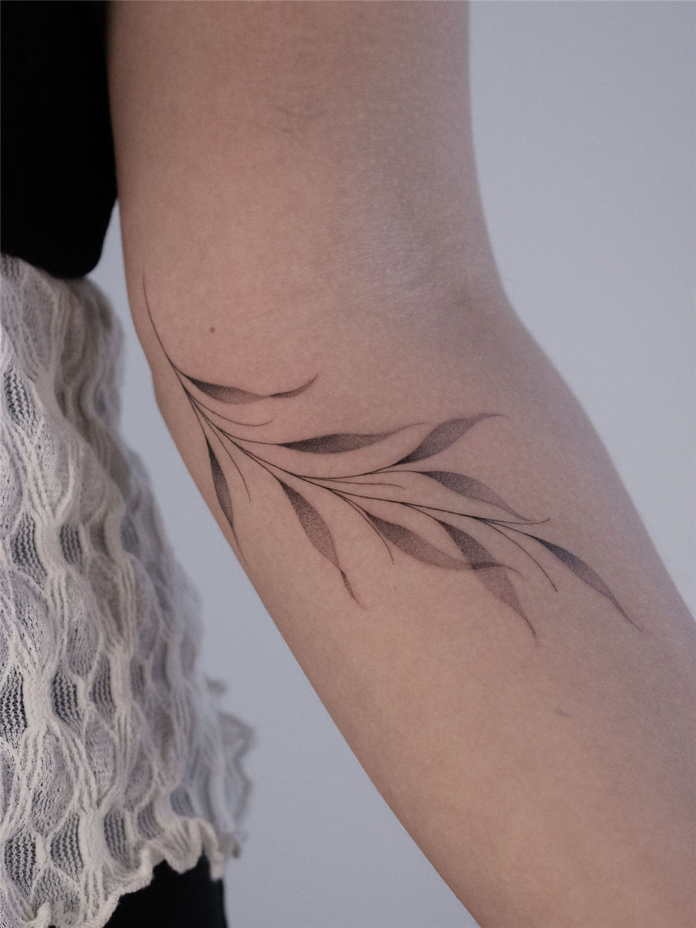 50+ Minimalist Tattoos for Girl with Meaning