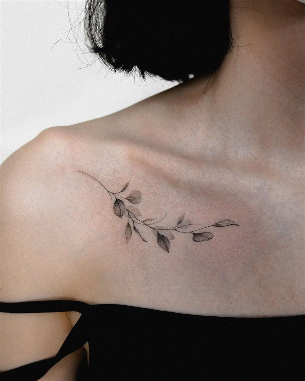 50+ Minimalist Tattoos for Girl with Meaning