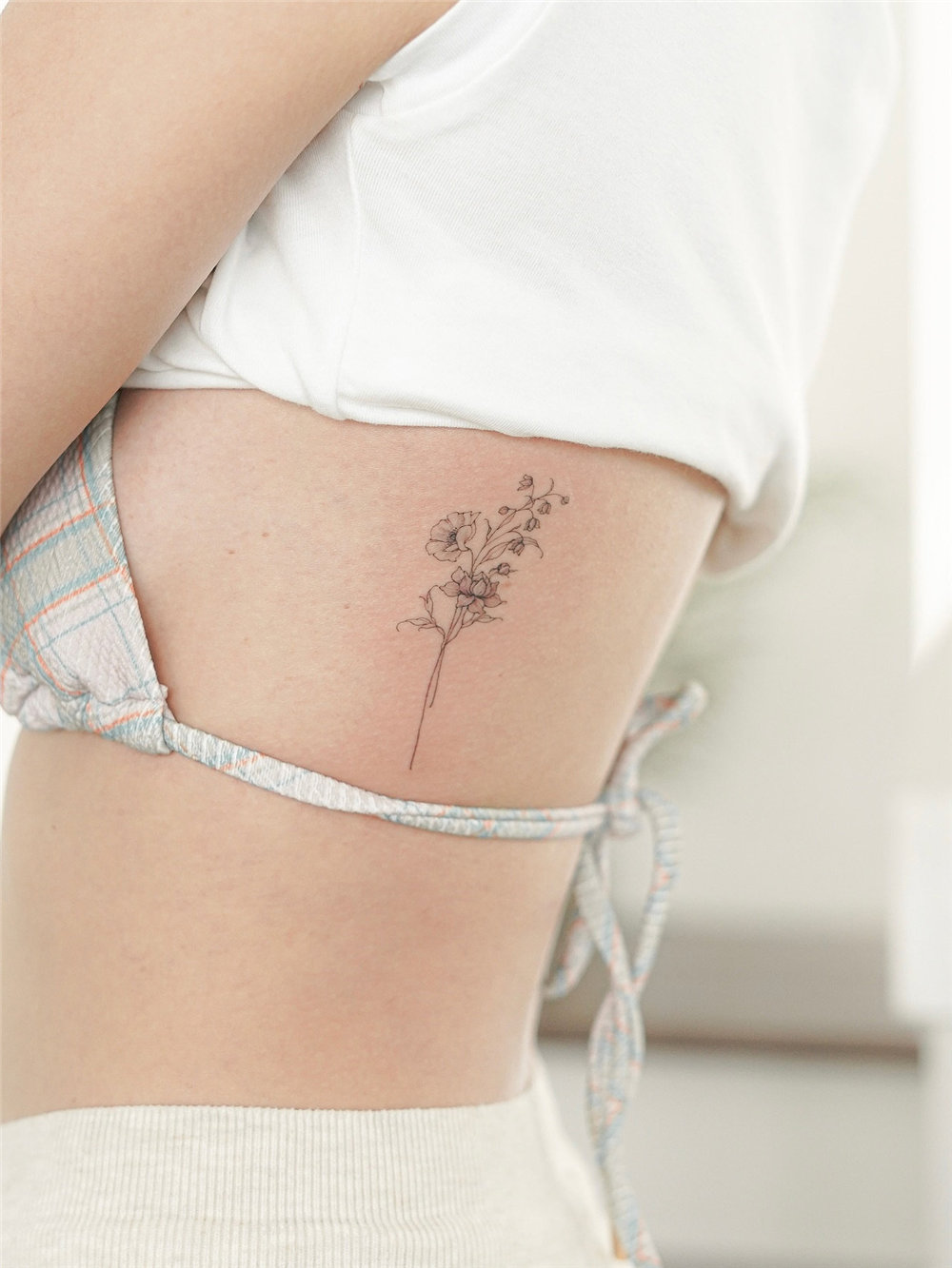 50+ Minimalist Tattoos for Girl with Meaning