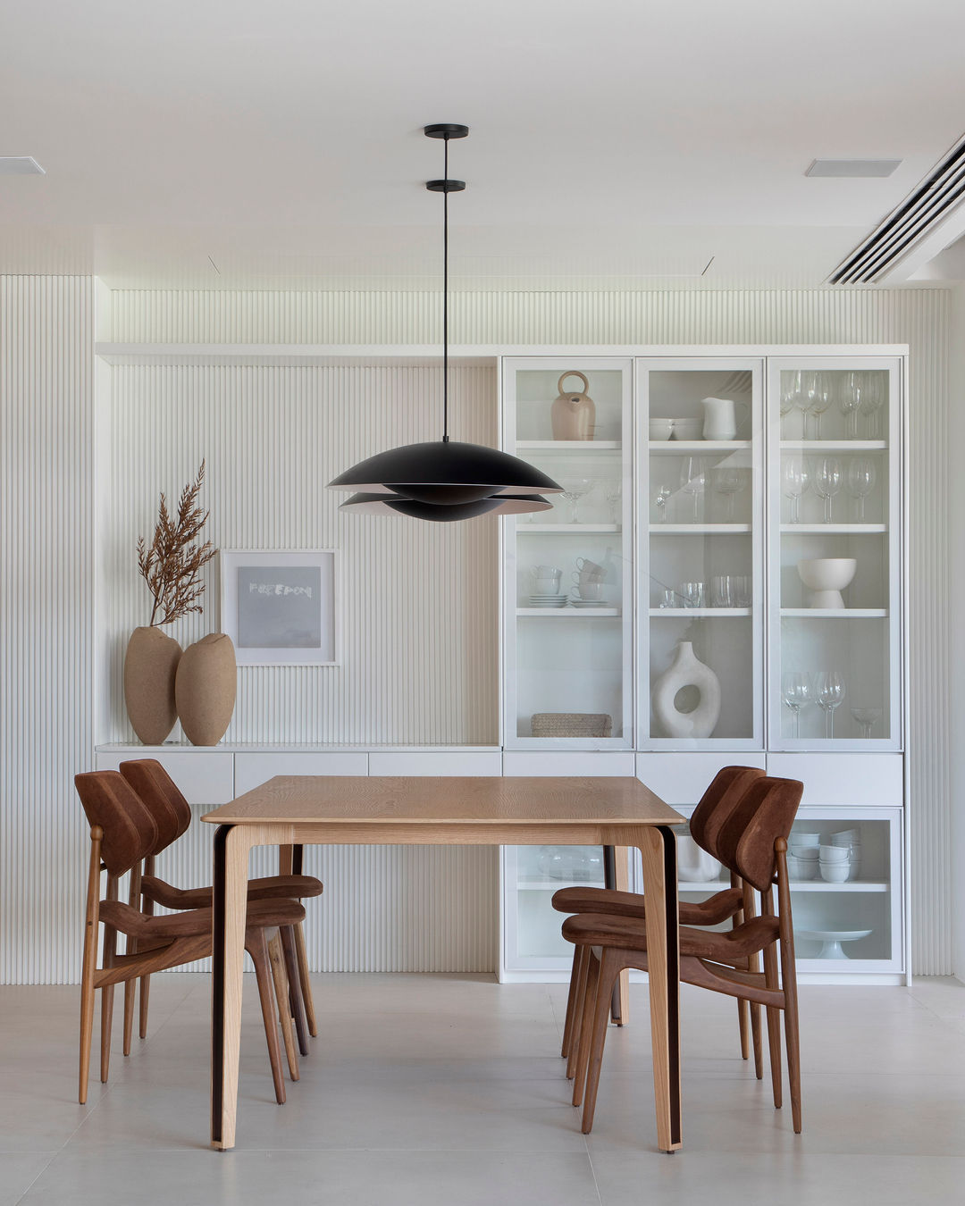 30 Minimalist Decor Ideas to Try At Home