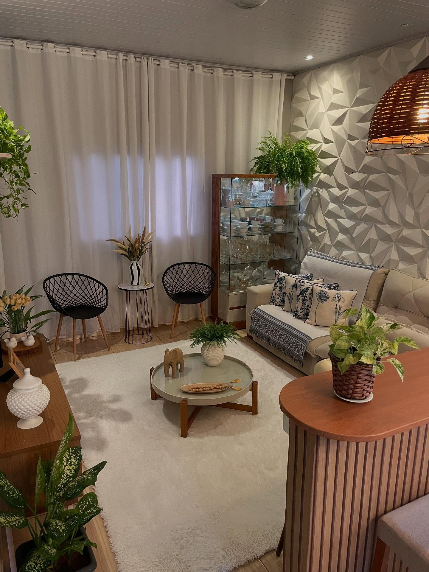 30 Minimalist Decor Ideas to Try At Home