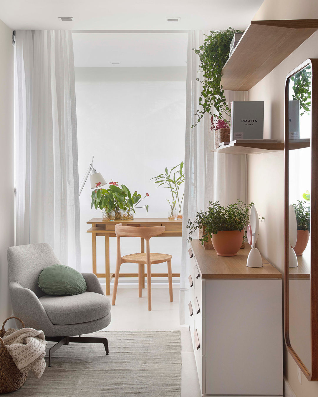 30 Minimalist Decor Ideas to Try At Home