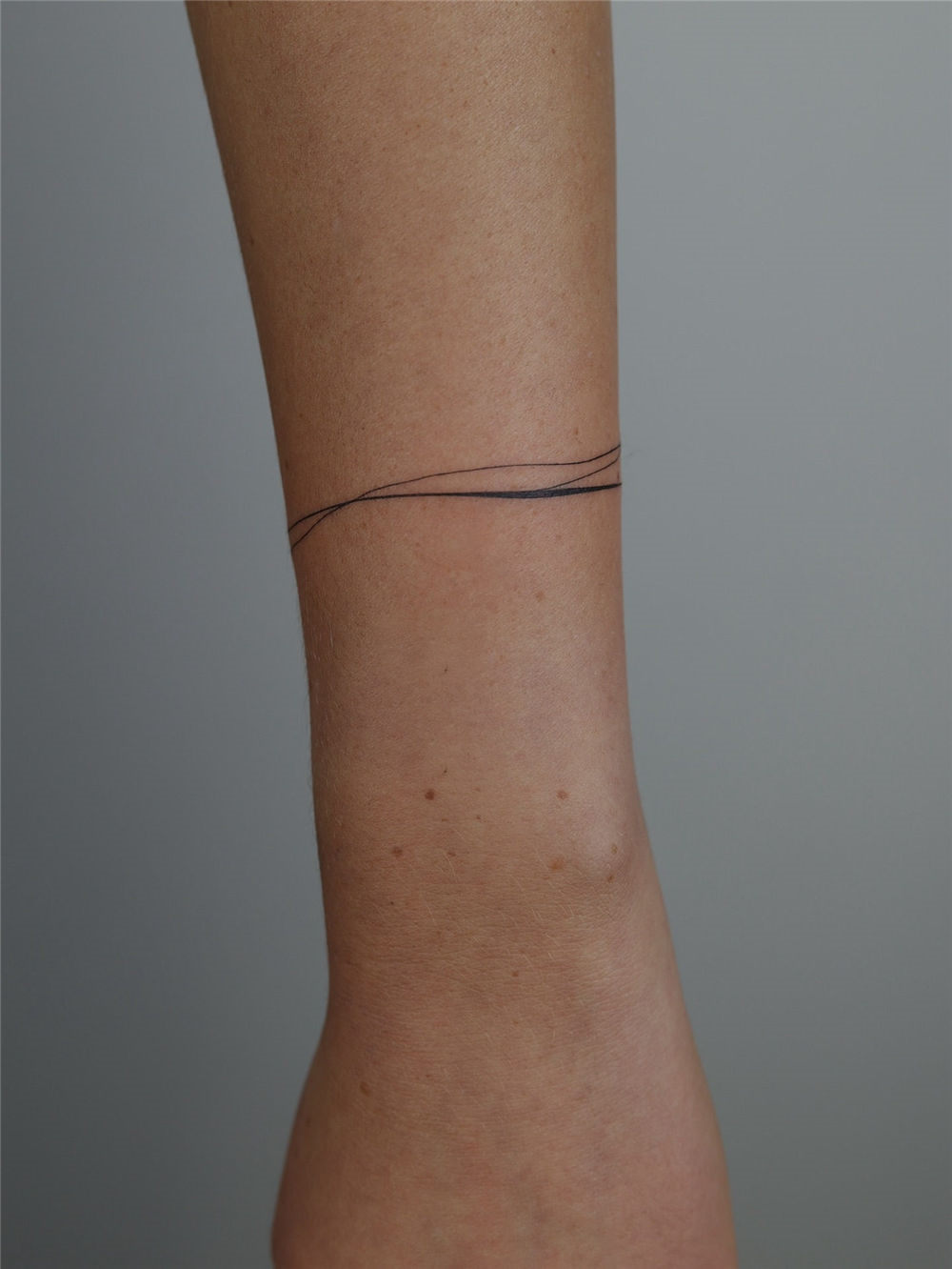 50 Fine Line Tattoo List: The Best of Minimalist Ink