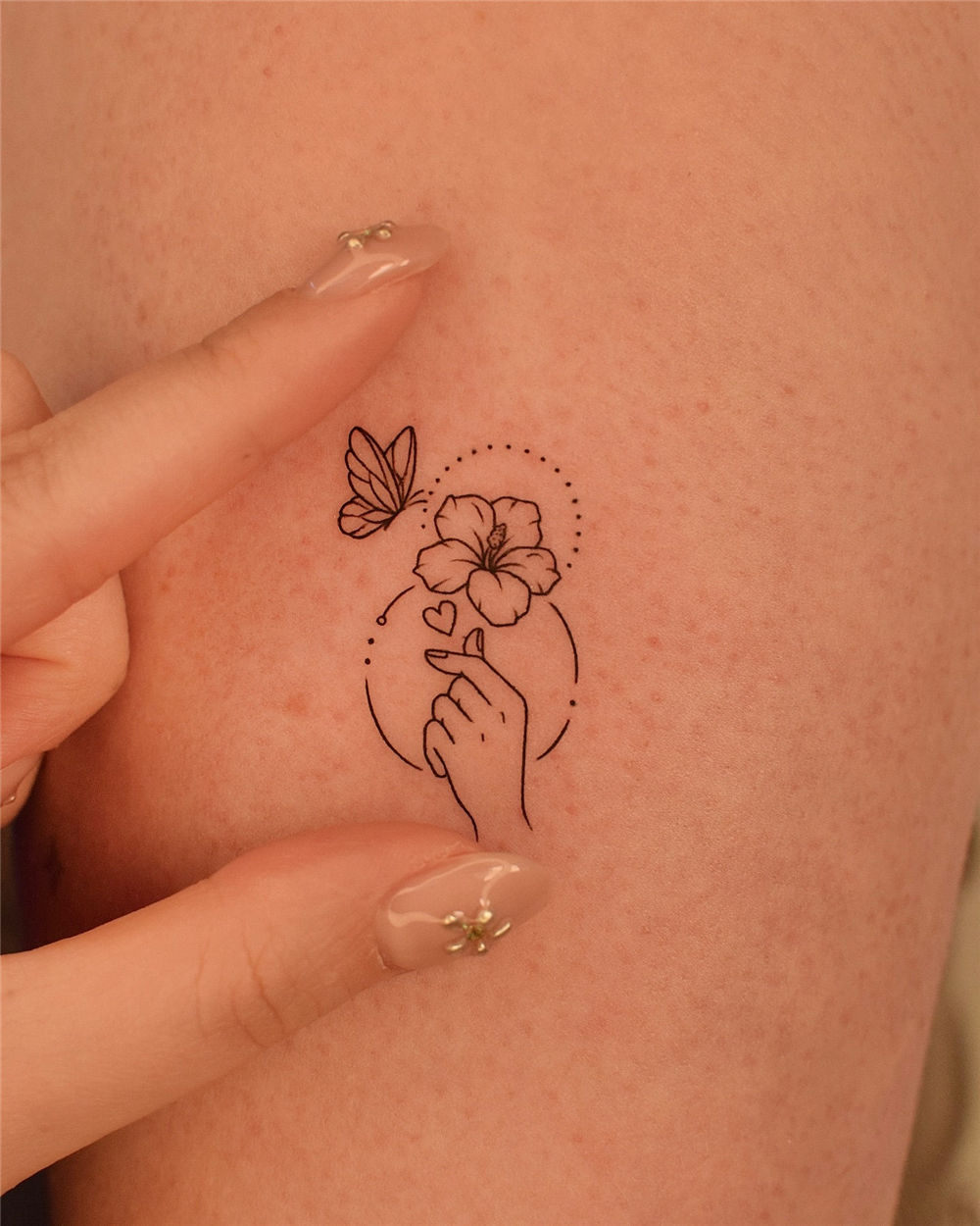 50 Fine Line Tattoo List: The Best of Minimalist Ink