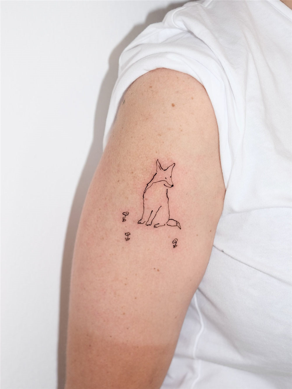 50 Fine Line Tattoo List: The Best of Minimalist Ink
