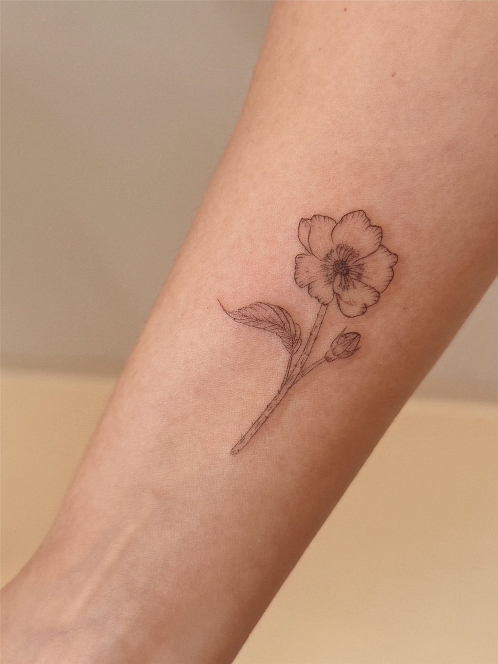50 Fine Line Tattoo List: The Best of Minimalist Ink