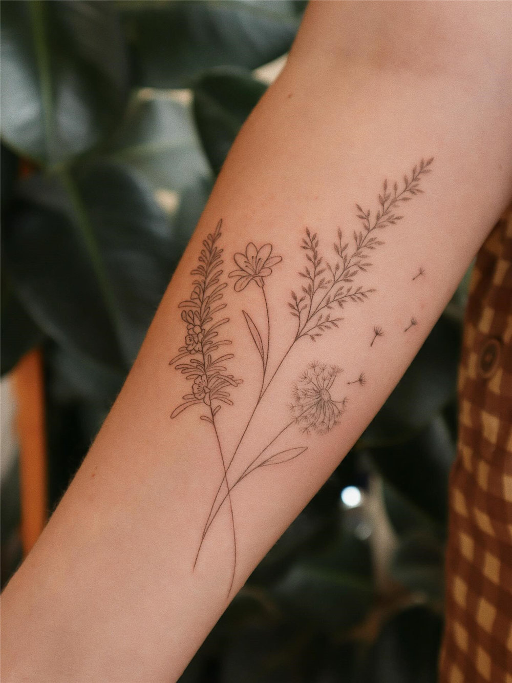 50+ Best Tattoo on Arm Ideas for Women 2025