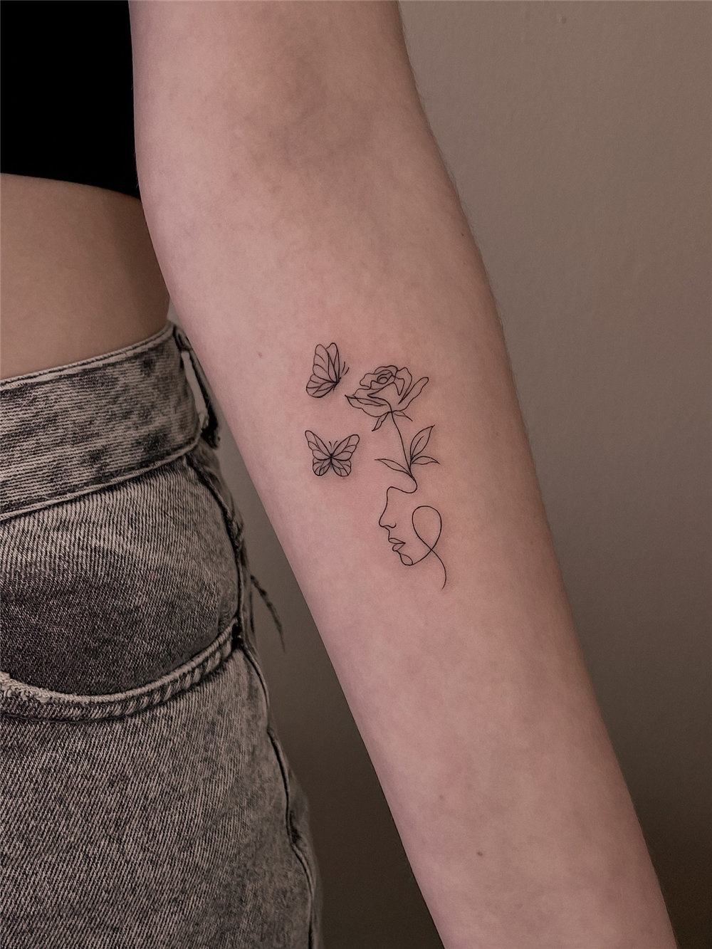 50+ Best Tattoo on Arm Ideas for Women 2025