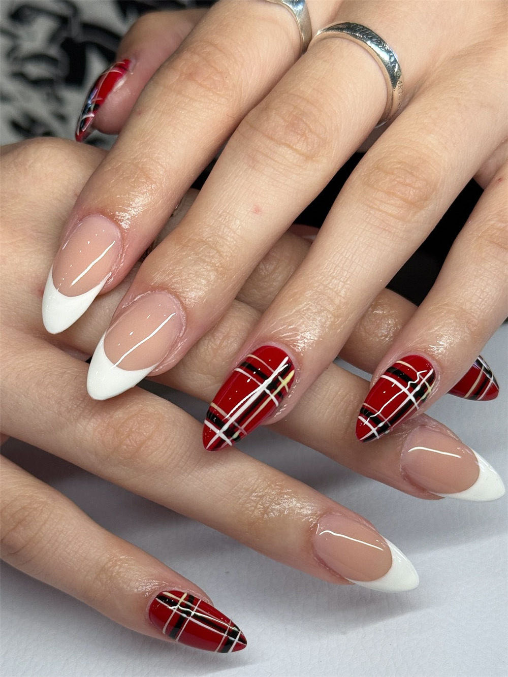 90 Latest Fall Nails 2025 Trends