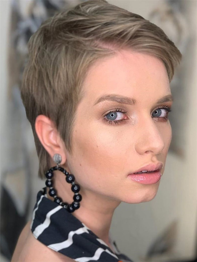 40 Trendy Short Hairstyle And Haircuts For Women 2021 Flymeso Blog 40 Trendy Short Hairstyle And Haircuts For Women 2021 Flymeso Blog